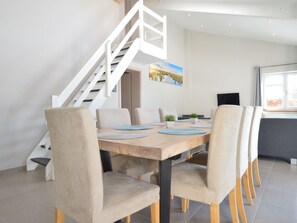 Cottage | Dining