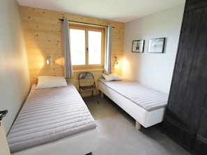 Fjallakofi | 4 svefnherbergi, sérvalin húsgögn, skrifborð, rúmföt