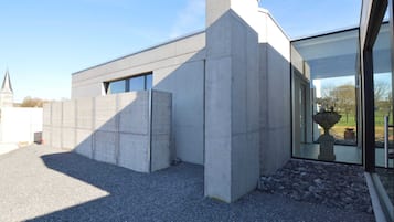Vila | Resepsionis