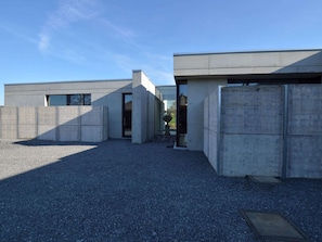 Villa | Exterior