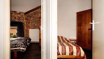 3 chambres, ameublement personnalisé