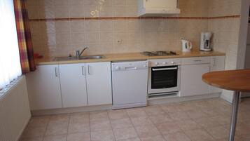 Ferienhaus | Eigene Küche | Hochstuhl