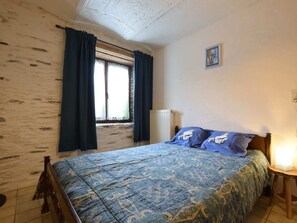 House | 6 bedrooms, individually furnished, bed sheets - Lovely Holiday Home In Frahan With Terrace (Bouillon)