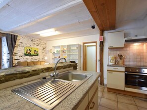 House | Private kitchen - Lovely Holiday Home In Frahan With Terrace (Bouillon)