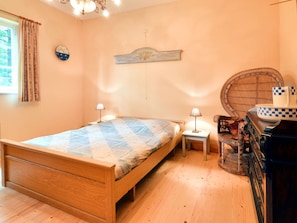 House | 3 bedrooms, individually furnished