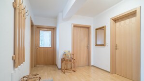 Room - Sunny Apartment in Leogang near Ski Lift (Leogang)