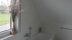 House | Bathroom - Family Holiday Home in Rerik near Baltic Sea (Rerik)