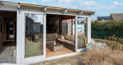 Splendid Villa in Middelkerke with Sauna, Hot Tub, Terrace