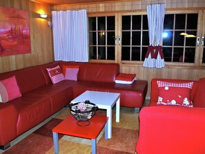 Living room - Mountain Chalet With Garden & Parking in Grindelwald (Grindelwald)