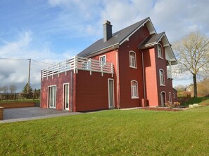 House | Exterior