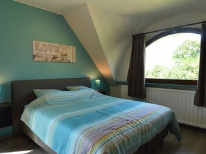 Villa | 4 slaapkamers, individueel gemeubileerd