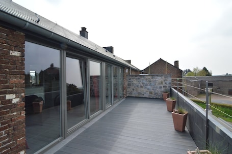 A Cosy Vintage Loft to Discover, Ideal for Exploring the Region by Bike