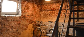 A Cosy Vintage Loft to Discover, Ideal for Exploring the Region by Bike