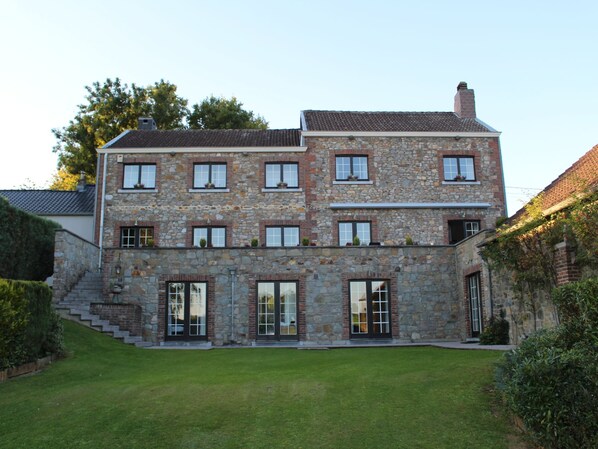 House | Exterior