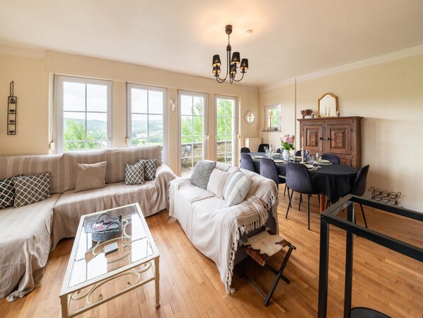House | Living room - Peaceful House With View of the Bouillon Castle (Bouillon)