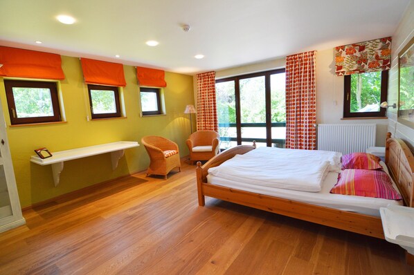 Ferienhaus | 7 Schlafzimmer, individuell eingerichtet, Bettwäsche