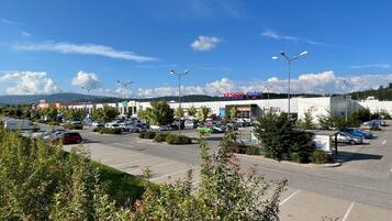 Rumah | Pemandangan dari properti