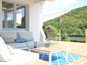 House | Balcony