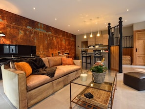 Apartment | Living area