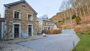 Apartment | Exterior