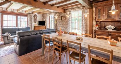 Farmhouse in Beveren Near Beach & Garden