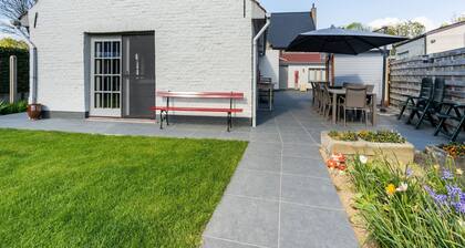 Farmhouse in Beveren Near Beach & Garden