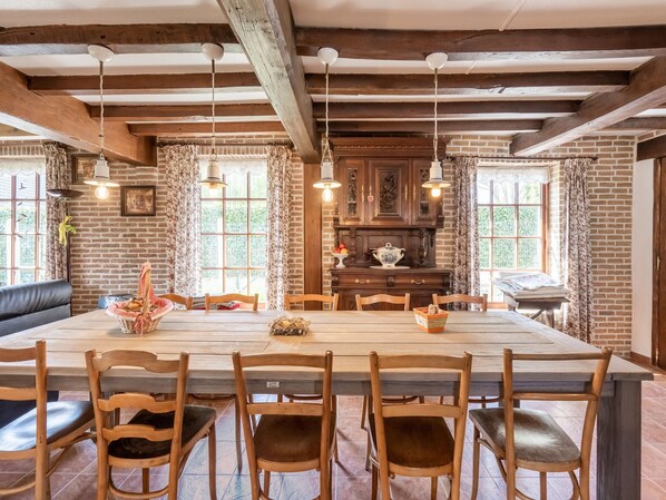 House | Dining