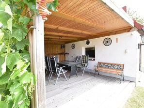Apartment | Balcony - Simplistic Apartment in Boltenhagen near Sea (Boltenhagen)