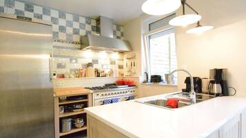 House | Private kitchen | High chair