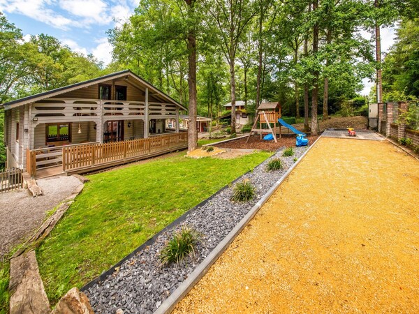 Chic Chalet With Wellness - Durbuy