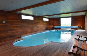 Villa | Pool | Indoor pool, outdoor pool