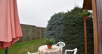 Countryside Bungalow in Pepelow With Lovely Garden
