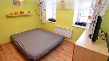 House | 4 bedrooms, bed sheets