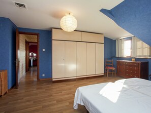 4 bedrooms, individually furnished, bed sheets - Hillside Stay Near Coo Fall (Stavelot)