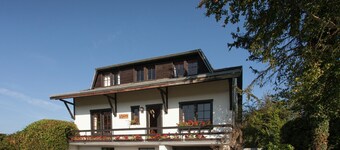Holiday Home in Coo Near Waterfalls