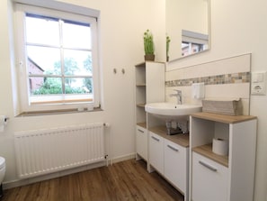 House | Bathroom