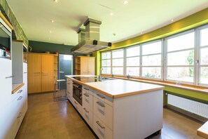 Cottage | Dapur pribadi | Kursi makan untuk bayi