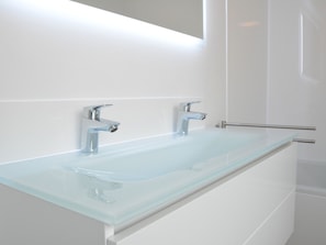House | Bathroom