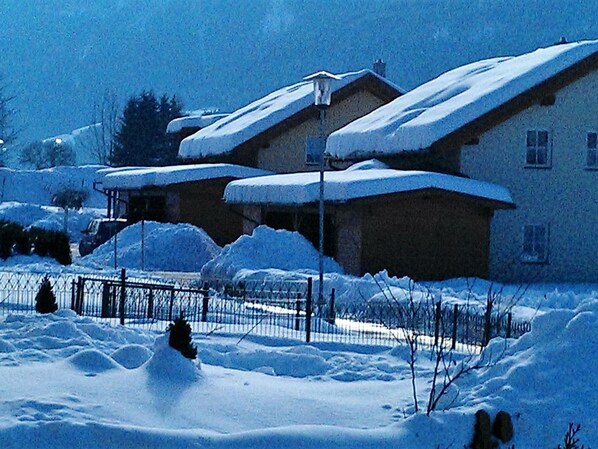 Pool - Modern Chalet Near Ski Area of Kotschach-mauthen (Kotschach-Mauthen)
