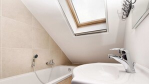 Bathroom - Detached Natural Stone House With Sunny Garden and Terrace, Modern Interior (Lierneux)