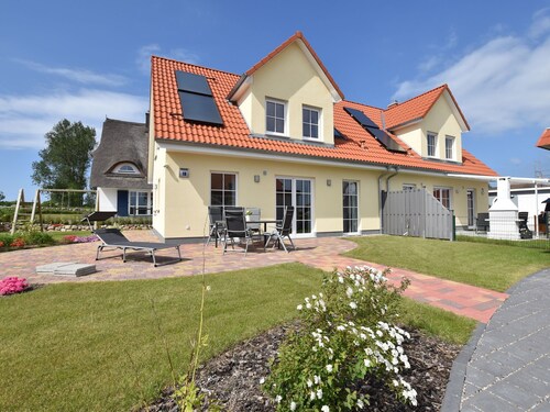 Spacious Holiday Home in Rerik Germany near Baltic Sea