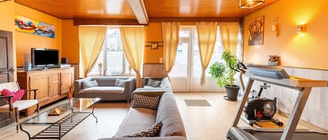 House | Living room