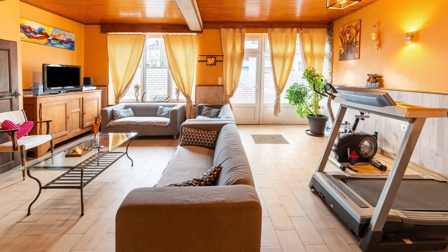 Expansive Holiday Home in Ardennes with Hot Tub