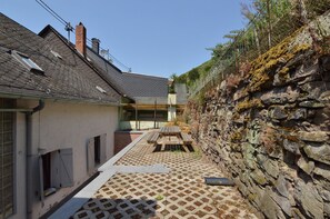 Apartment | Balcony - Attractive Apartment in Zell near River (Zell (Mosel))