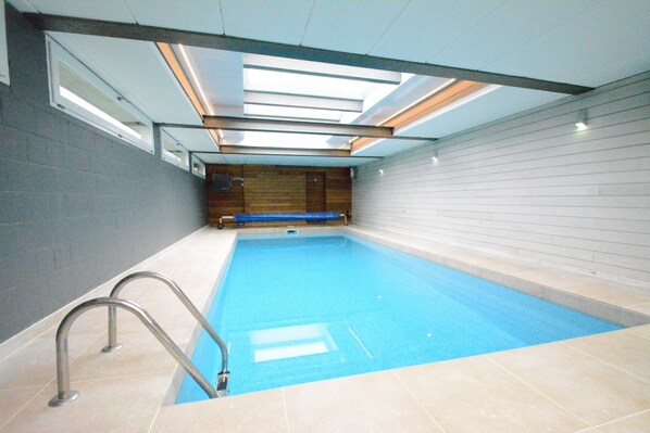 Maison | Piscine | Piscine couverte, piscine extérieure