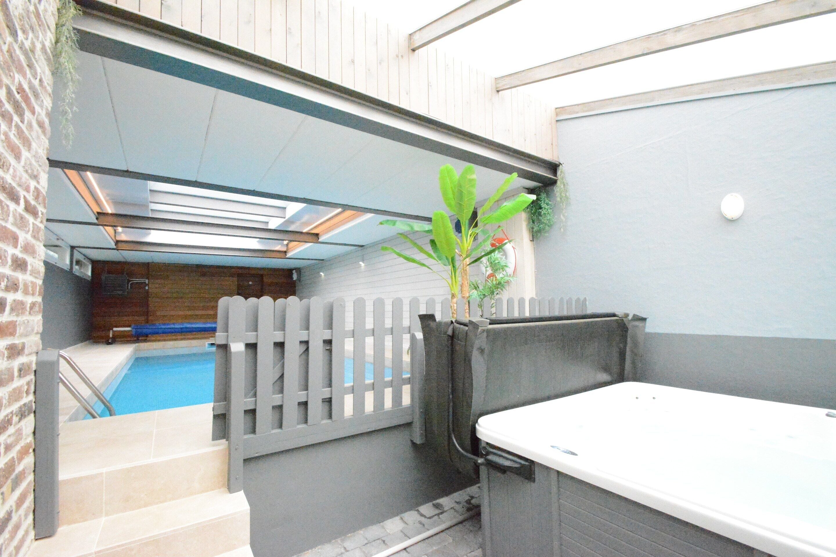 Casa | Piscina | Piscina coperta, piscina all'aperto