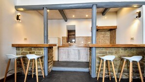 House | Private kitchen | High chair - Luxury Pool Villa in Goesnes (Ohey)