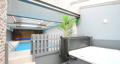 Luxury Pool Villa in Goesnes