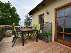 Villa | Balcony - Ethereal Apartment in Stove With Garden (Boiensdorf)
