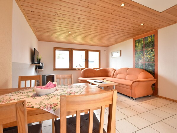 House | Dining
